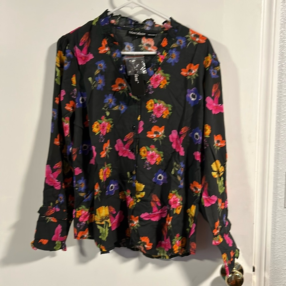 Beautiful Floral Tollani collection, size small top